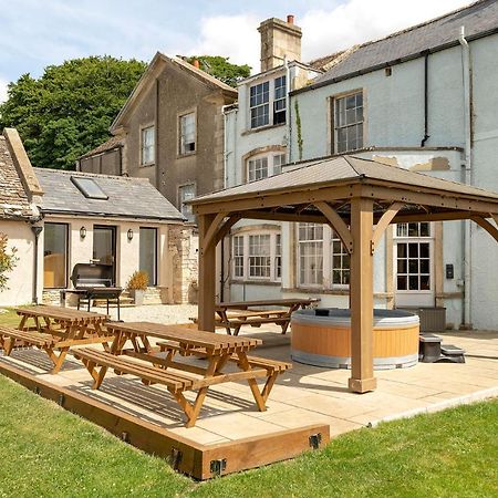 Cotswold Manor House - Country House Retreat With Hot Tub, Ideal For Large Groups Petty France المظهر الخارجي الصورة