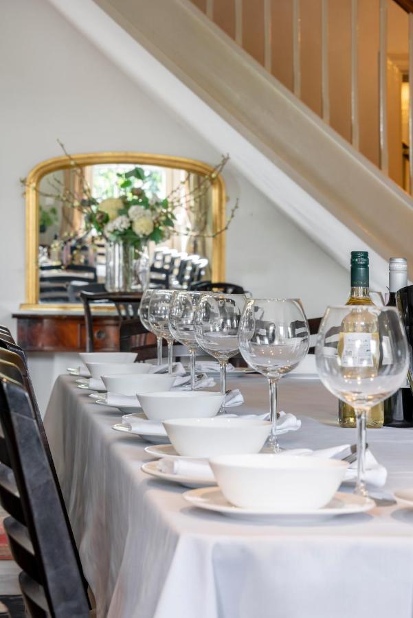 Cotswold Manor House - Country House Retreat With Hot Tub, Ideal For Large Groups Petty France المظهر الخارجي الصورة