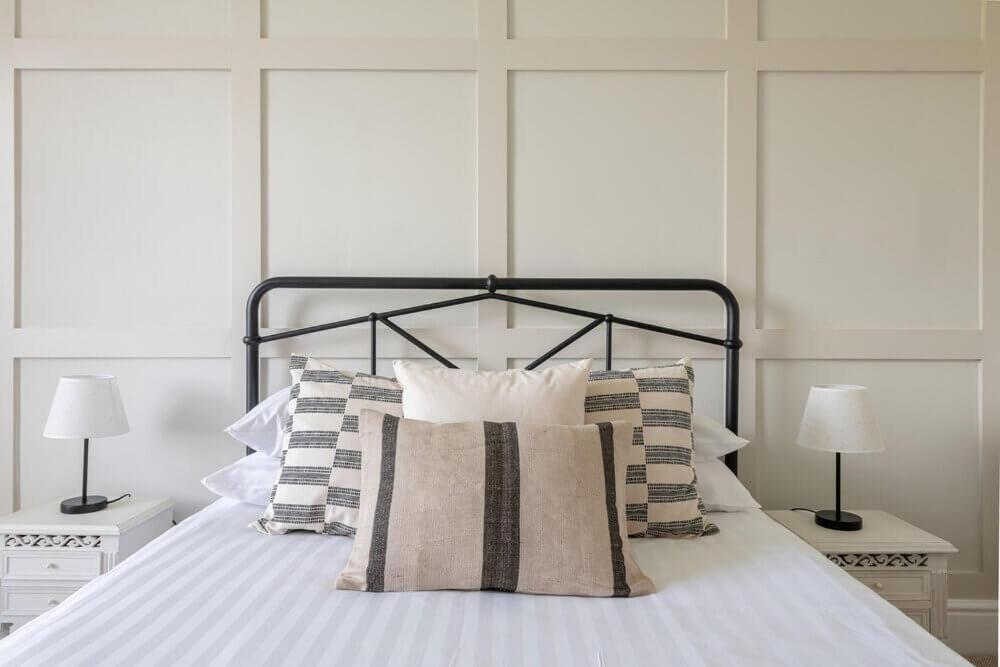 Cotswold Manor House - Country House Retreat With Hot Tub, Ideal For Large Groups Petty France المظهر الخارجي الصورة