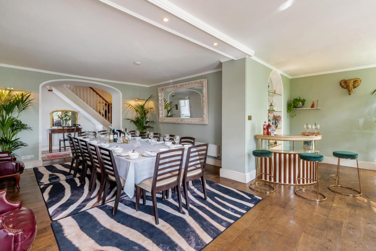 Cotswold Manor House - Country House Retreat With Hot Tub, Ideal For Large Groups Petty France المظهر الخارجي الصورة